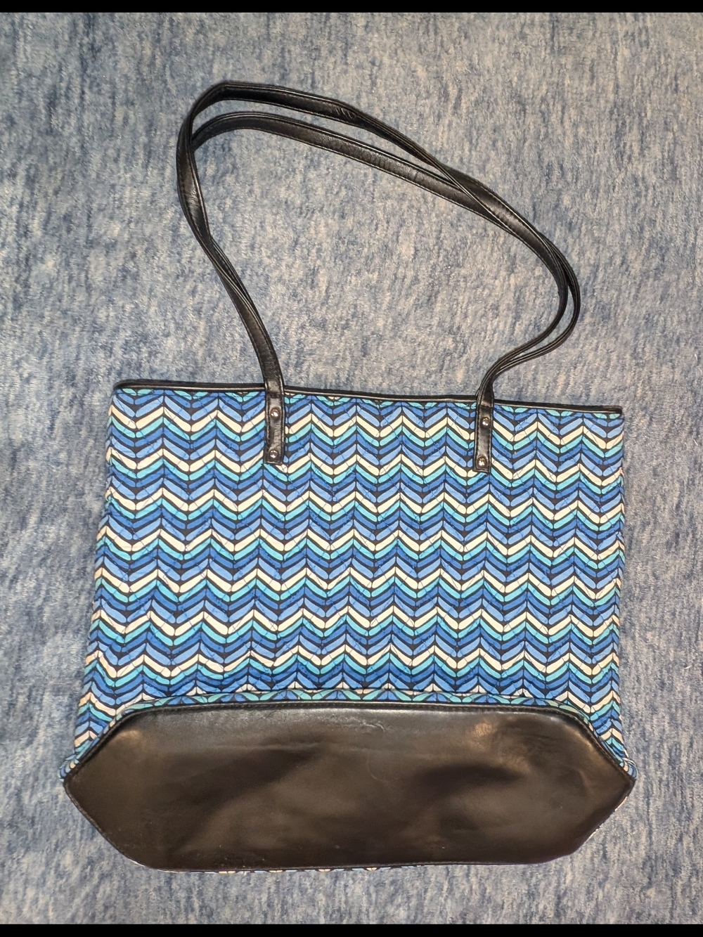 Vera Bradley Blue Bayou Waves Chevron Snap Closure Tote - Picture 3 of 6